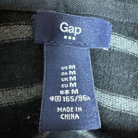 CLEARANCE! Black GAP Factory Striped Cardigan Size M VGUC - Picture 5 of 5